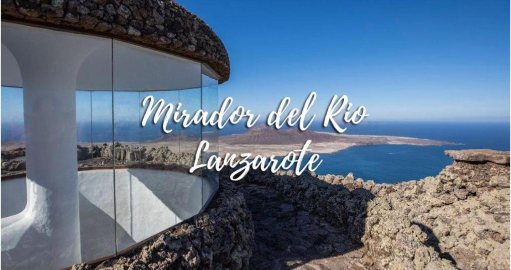 Playa Chica Apartment プエルト・デル・カルメン エクステリア 写真